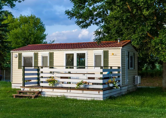 Mara - Mara 캠프장 립토브스키트로노벡